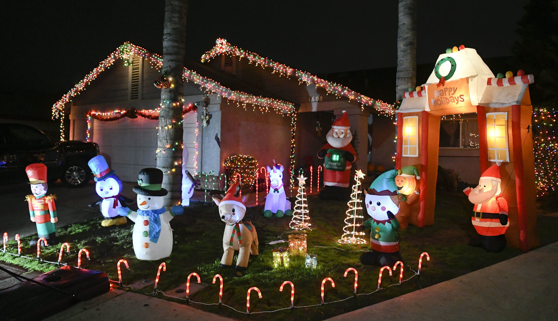121319 SM Lights Sights 04.jpg